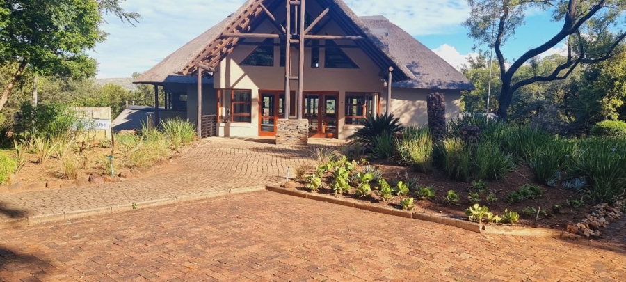 8 Bedroom Property for Sale in Kshane North West